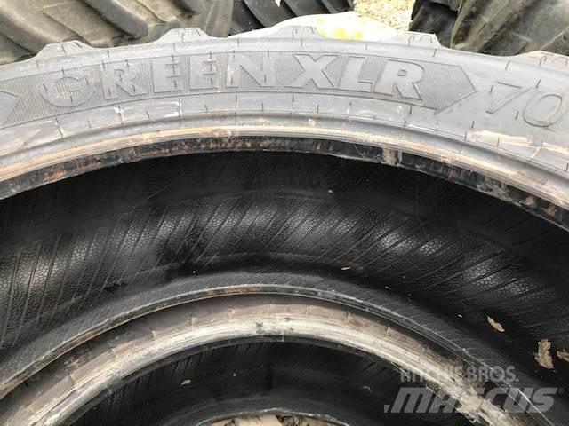  Rear Tyres Ελαστικά και ζάντες