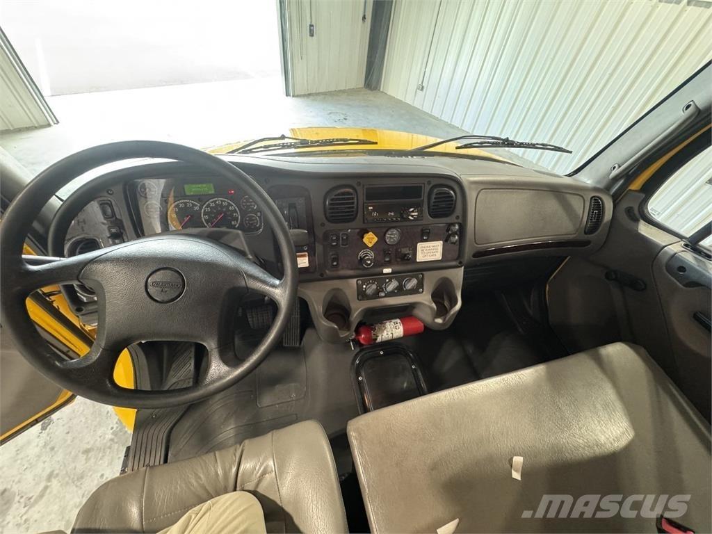 Freightliner M2 Φορτηγά Κόφα