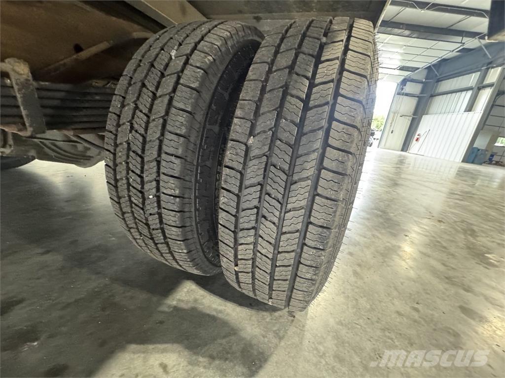 GMC G33903 Φορτηγά Κόφα