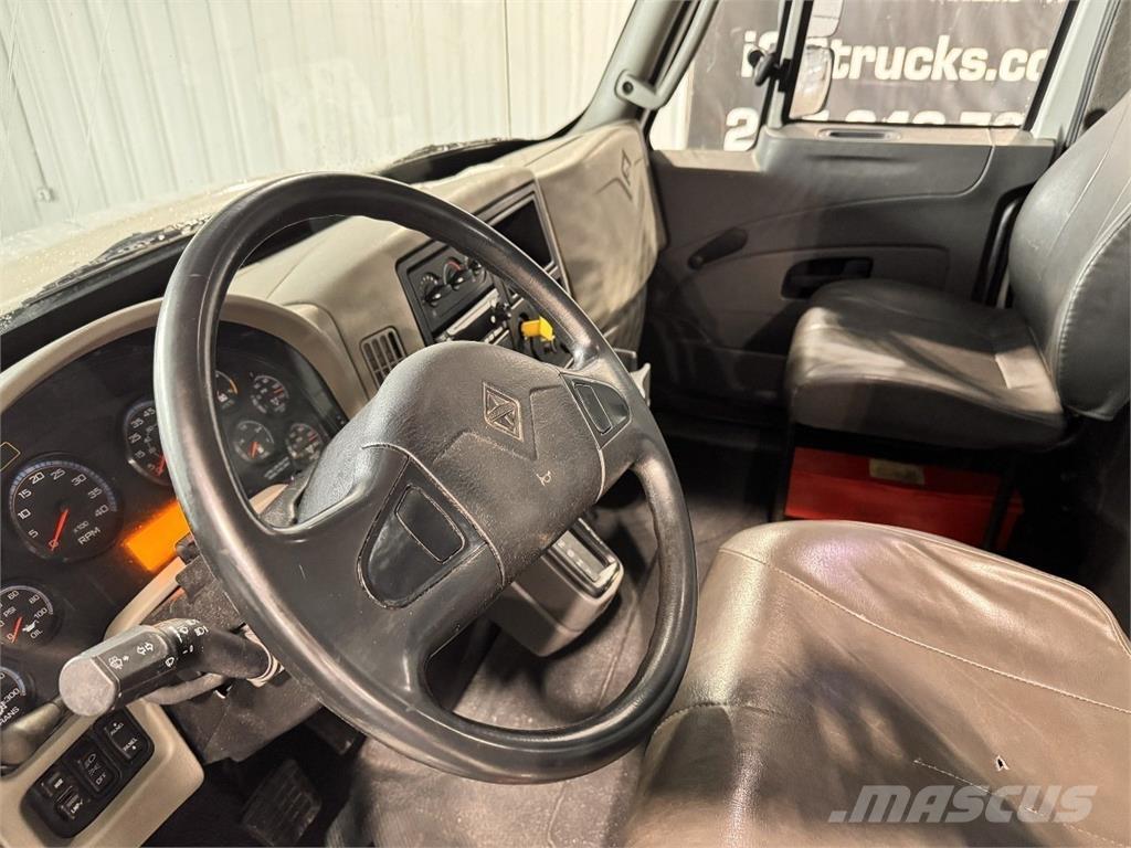 International 4300 Φορτηγά Kαρότσα με ανοιγόμενα πλαϊνά