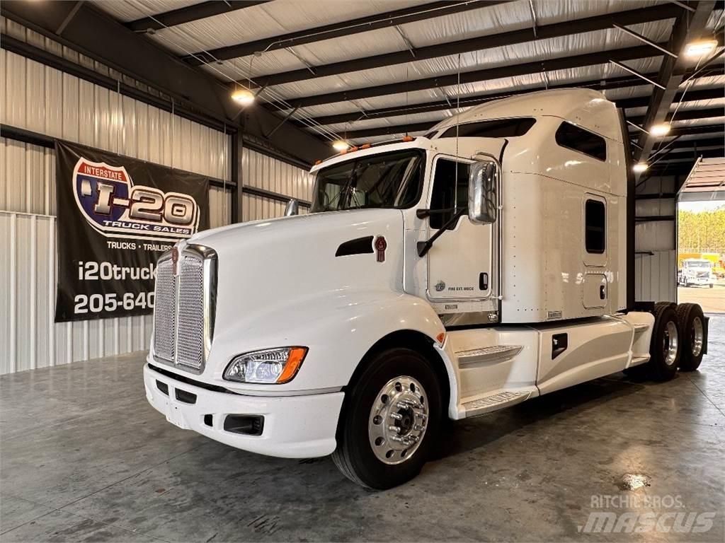 Kenworth T660 Τράκτορες