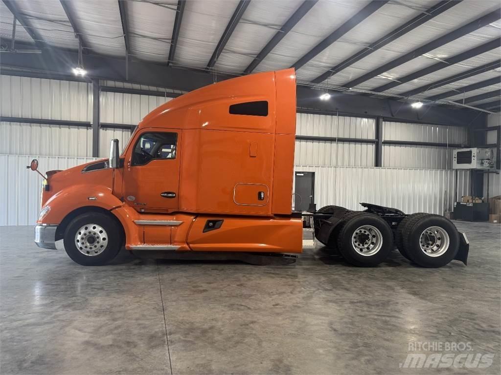 Kenworth T680 Τράκτορες