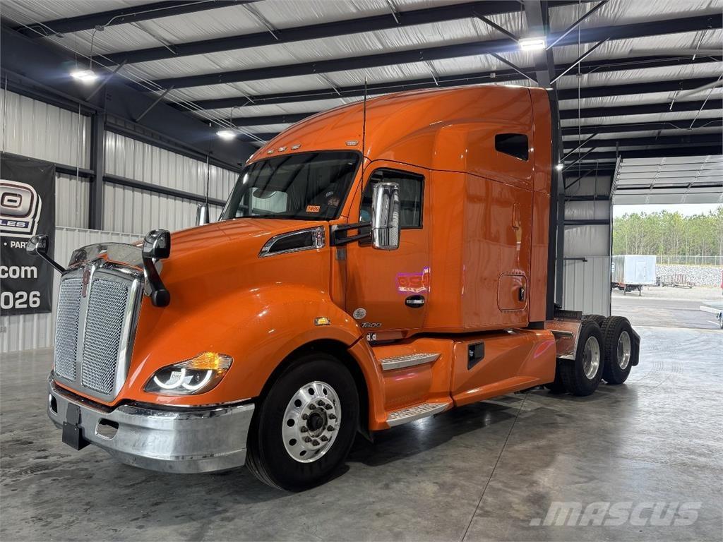 Kenworth T680 Τράκτορες