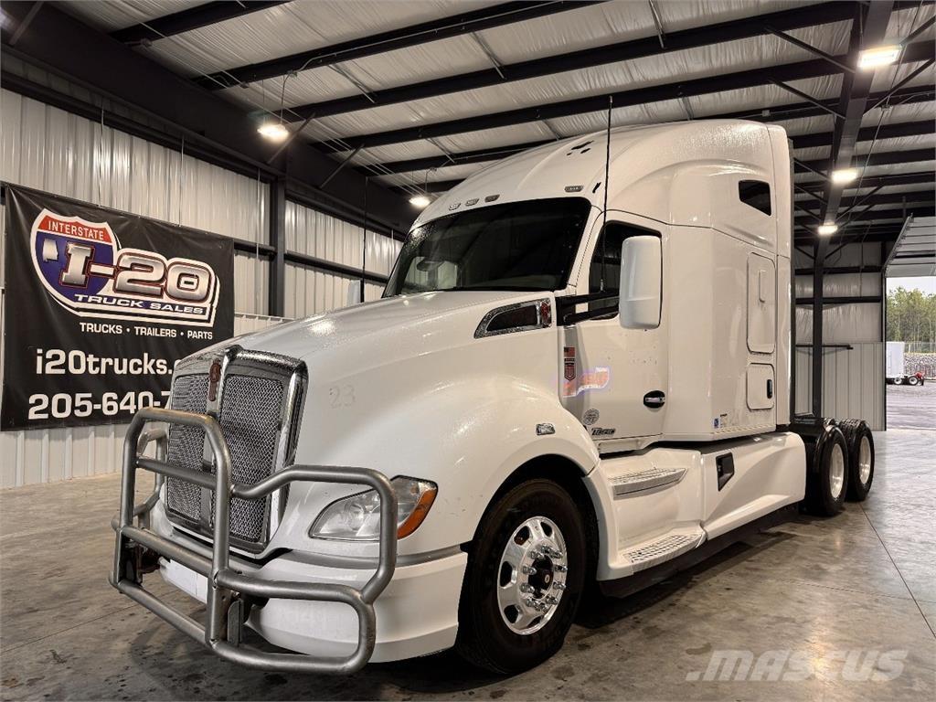 Kenworth T680 Τράκτορες