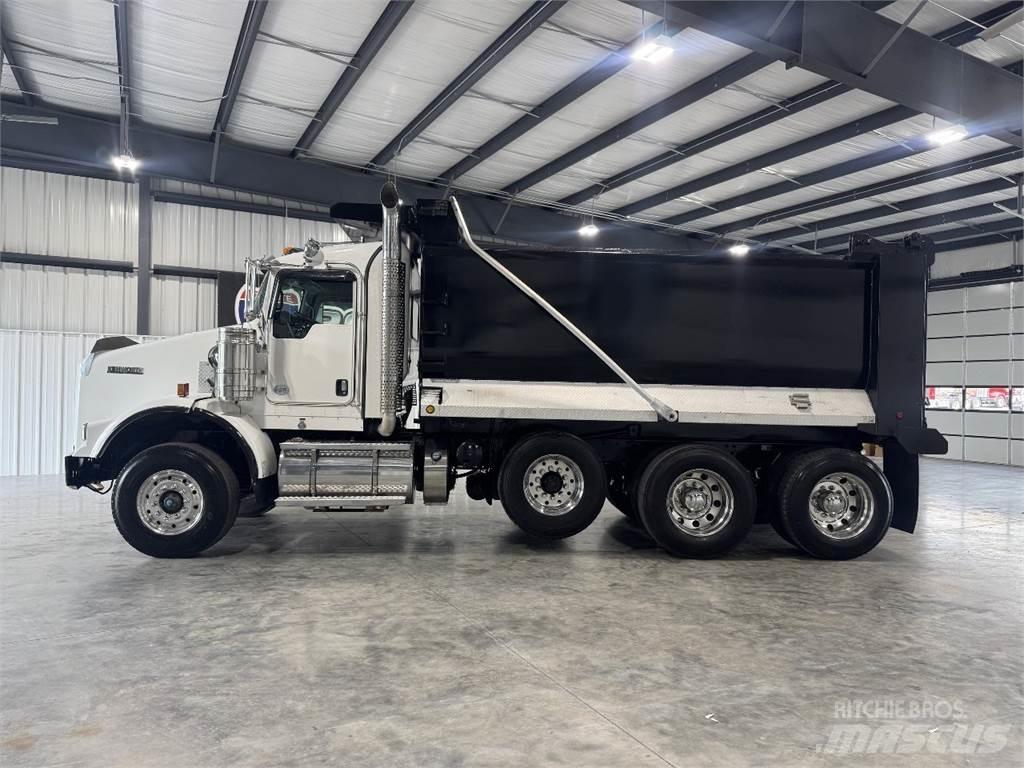 Kenworth T800 Φορτηγά Ανατροπή