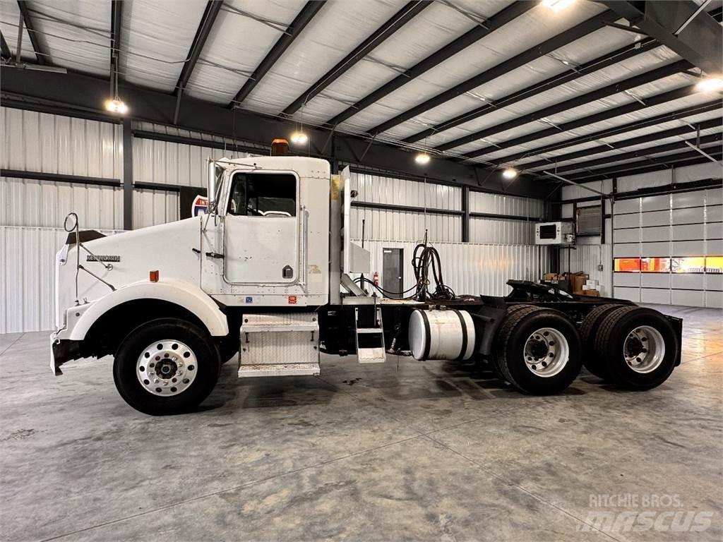 Kenworth T800 Τράκτορες