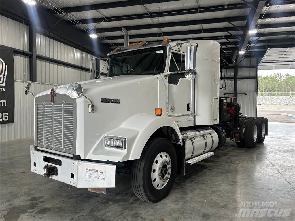 Kenworth T800 Τράκτορες