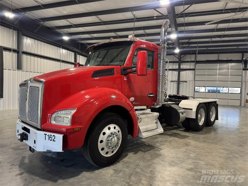 Kenworth T880 Τράκτορες