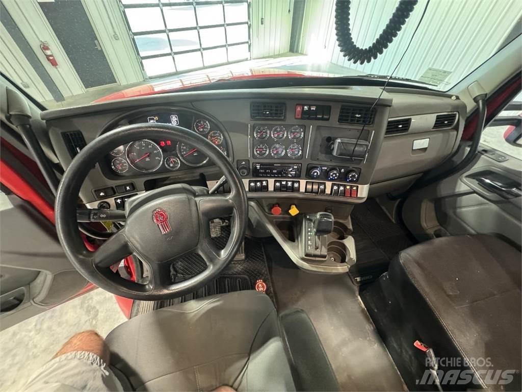 Kenworth T880 Τράκτορες