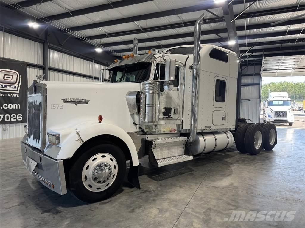 Kenworth W900 Τράκτορες