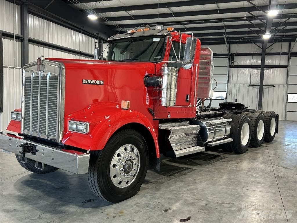 Kenworth W900L Τράκτορες