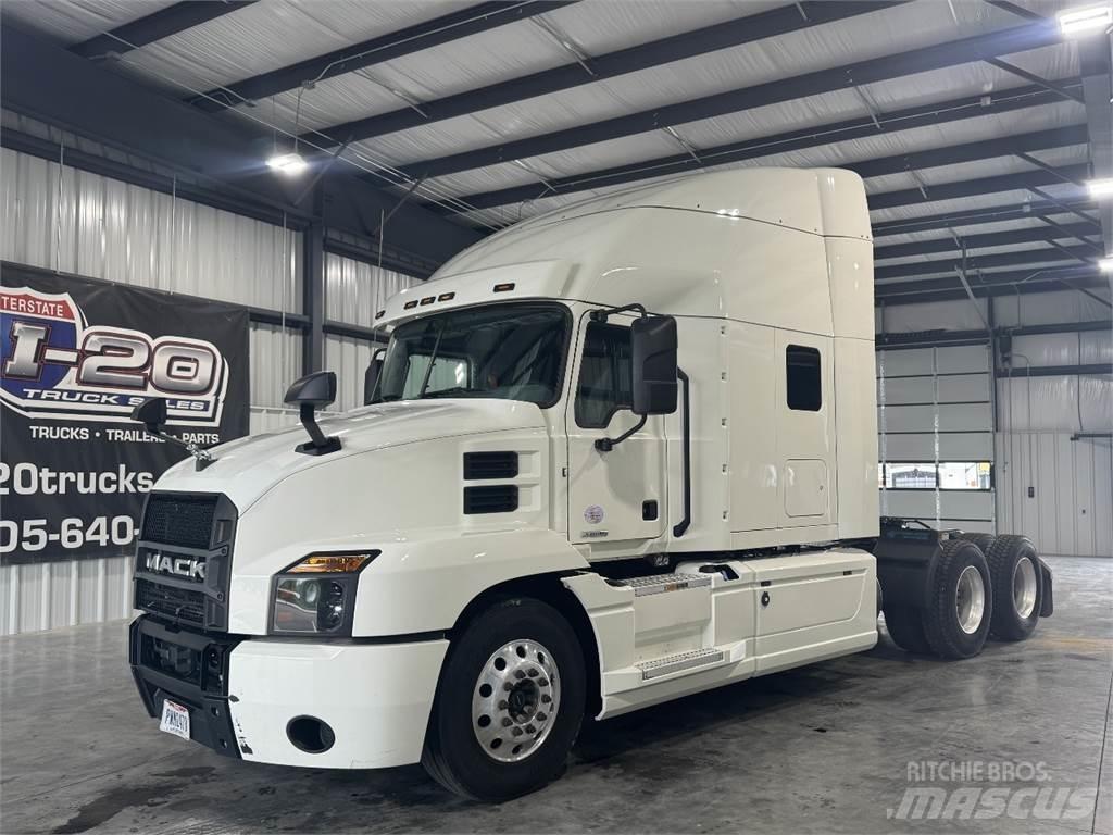 Mack AN64T Τράκτορες