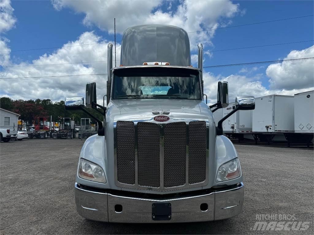 Peterbilt 579 Τράκτορες