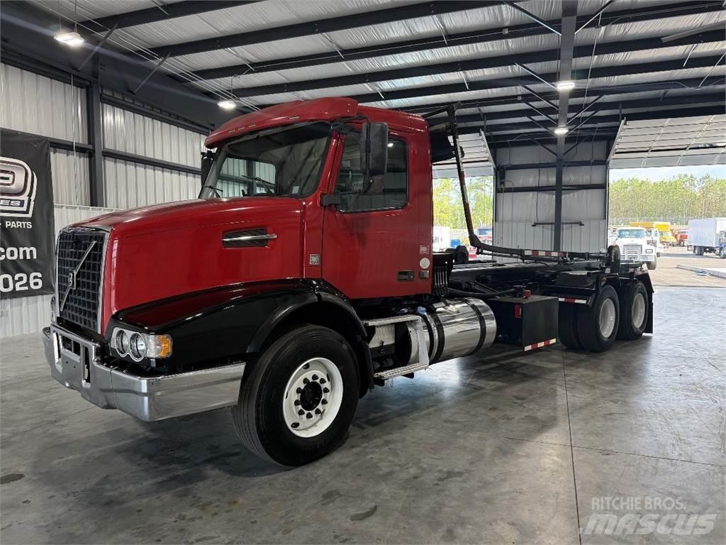 Volvo VHD Φορτηγά για εμπορευματοκιβώτια