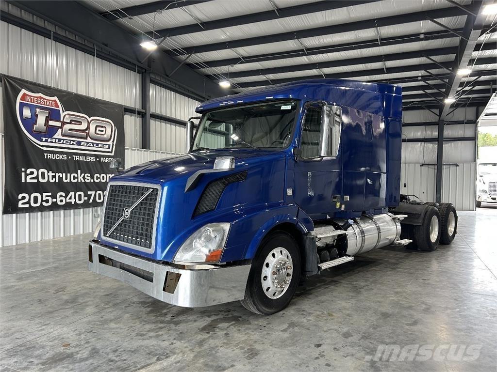 Volvo VNL630 Τράκτορες