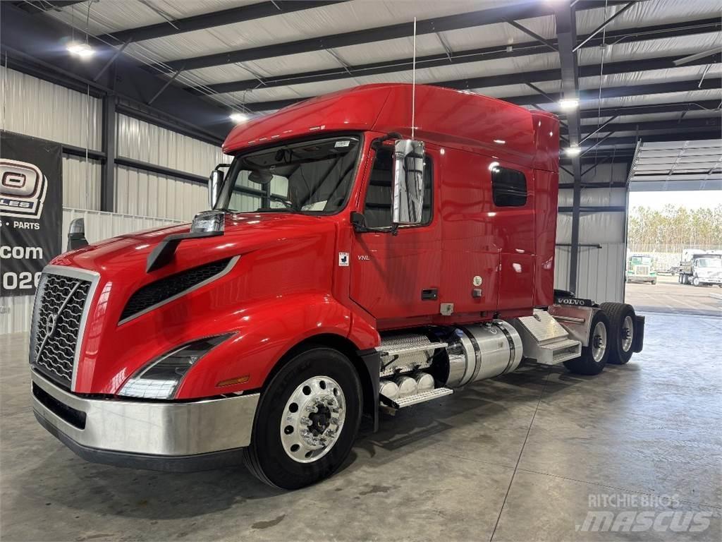 Volvo VNL64T740 Τράκτορες