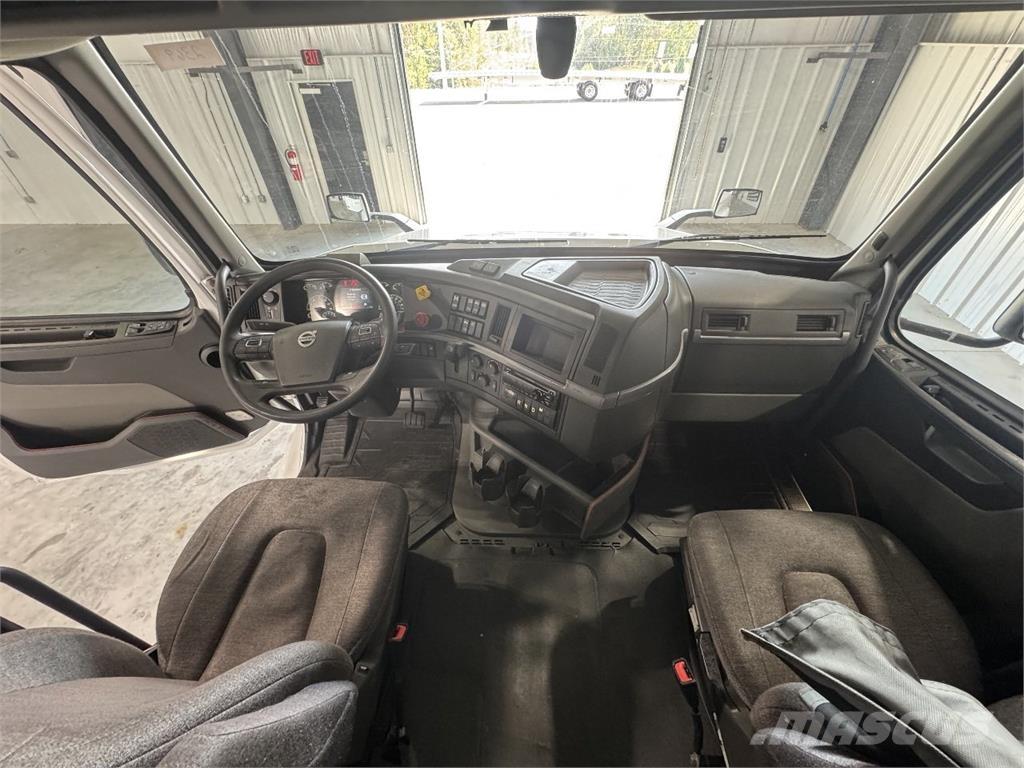 Volvo VNL760 Τράκτορες