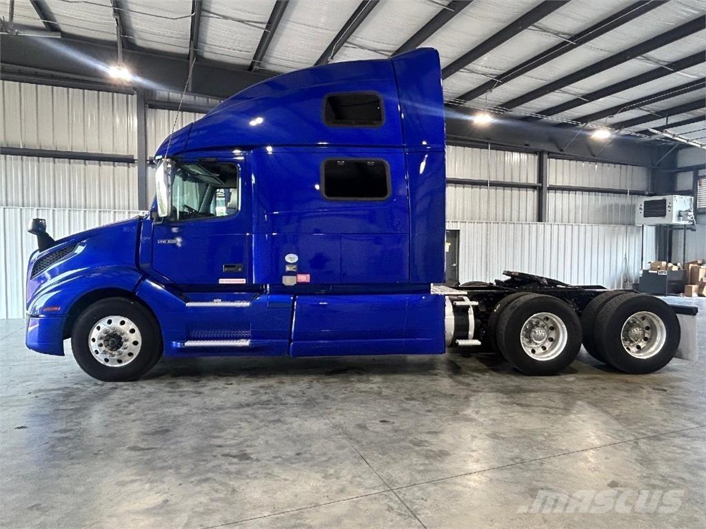 Volvo VNL860 Τράκτορες
