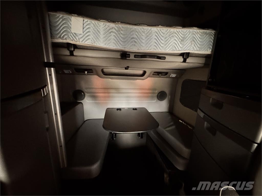 Volvo VNL860 Τράκτορες