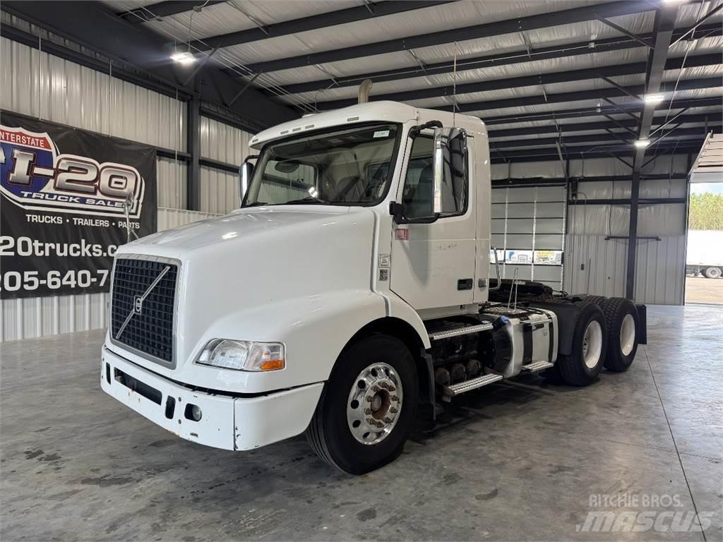 Volvo VNM Τράκτορες