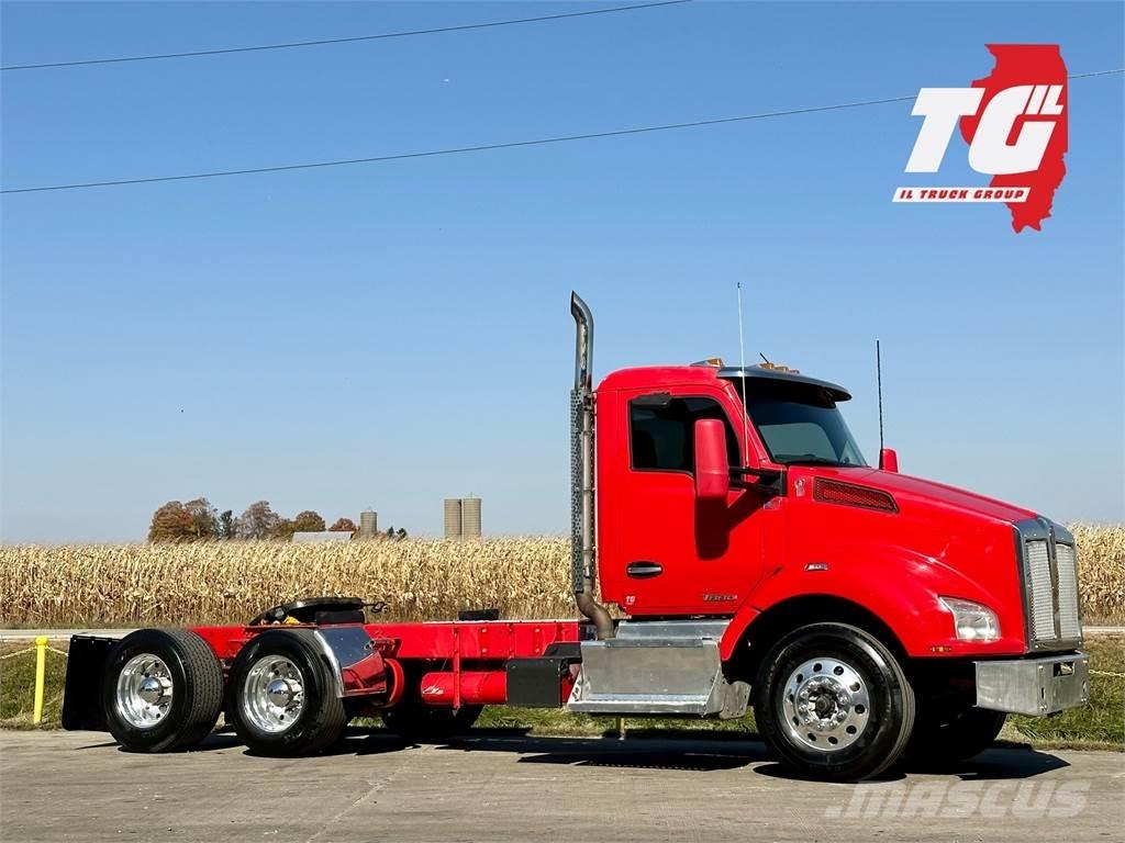 Kenworth T880 Τράκτορες