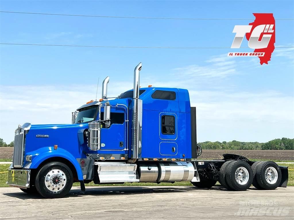 Kenworth W900 Τράκτορες