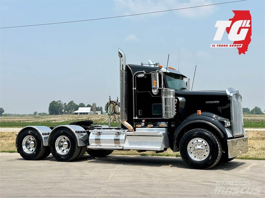 Kenworth W900 Τράκτορες