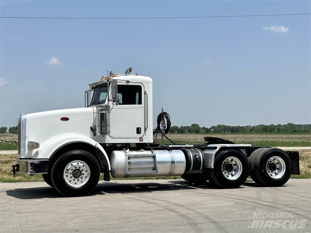 Peterbilt 367 Τράκτορες