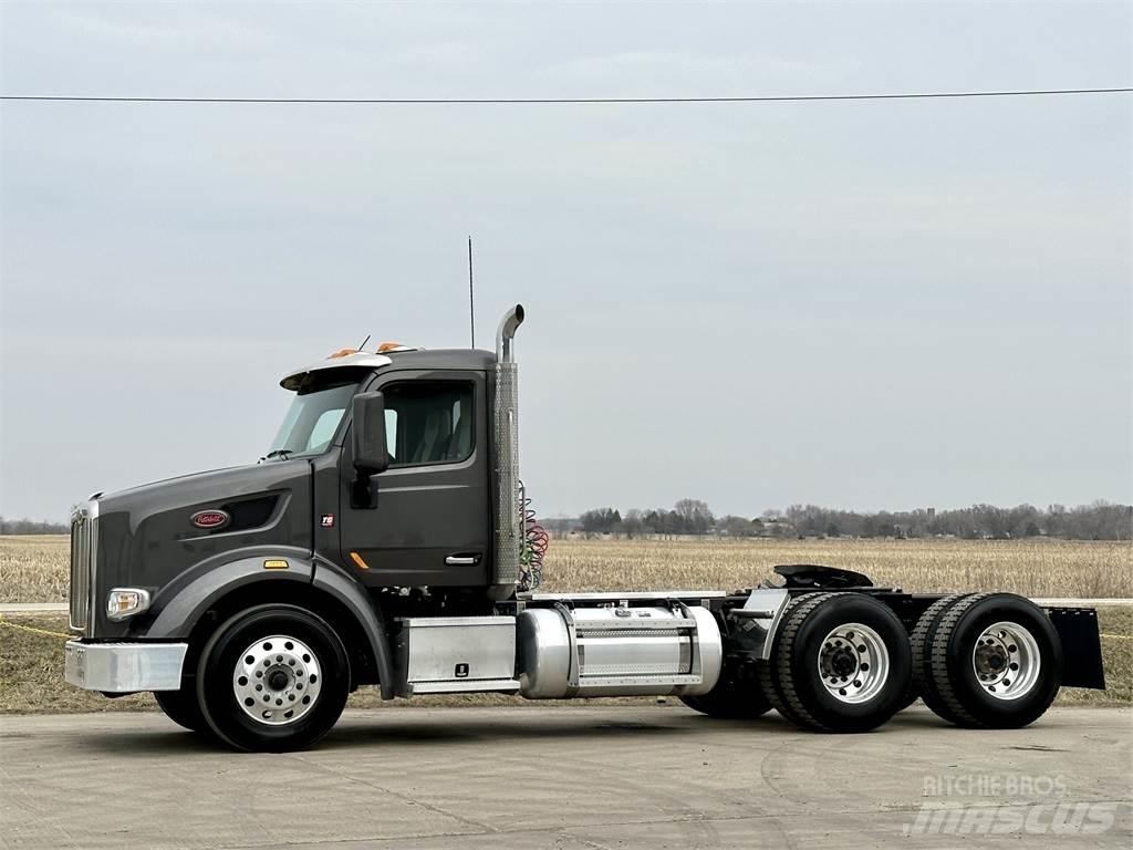 Peterbilt 567 Τράκτορες