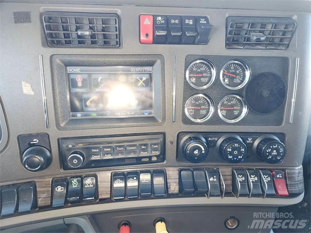 Kenworth T680 Τράκτορες