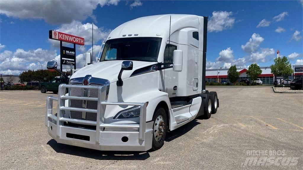 Kenworth T680 Τράκτορες