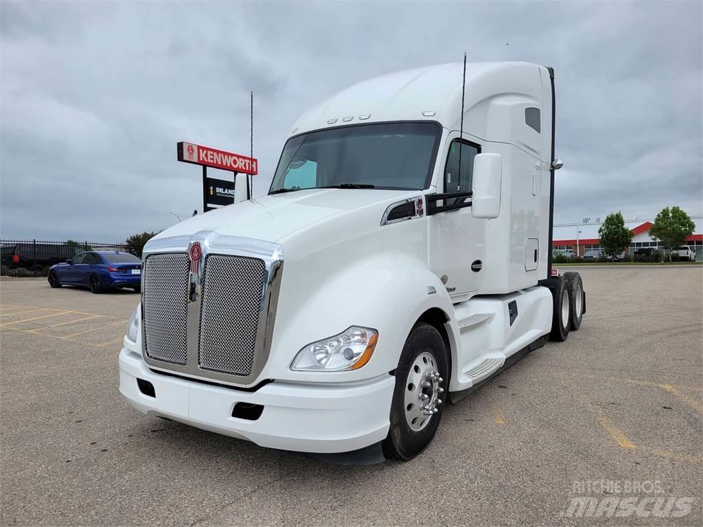 Kenworth T680 Τράκτορες