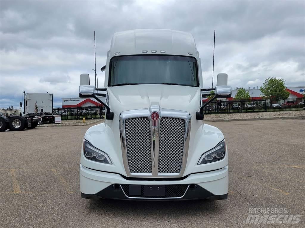 Kenworth T680 Τράκτορες
