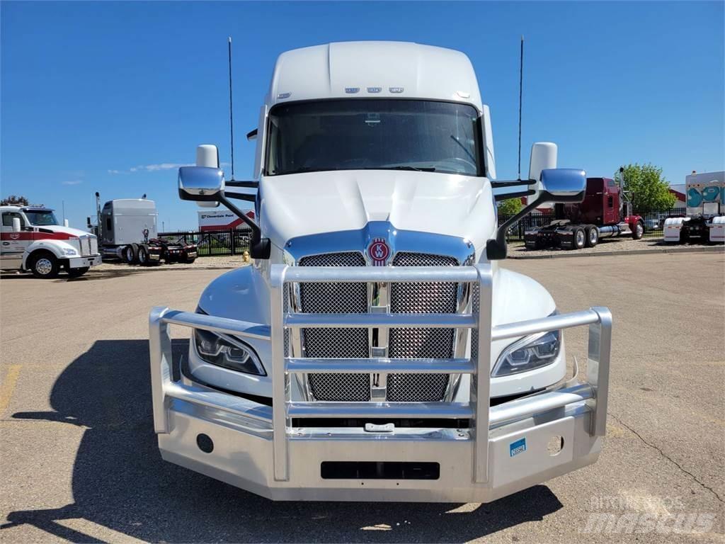 Kenworth T680 Τράκτορες
