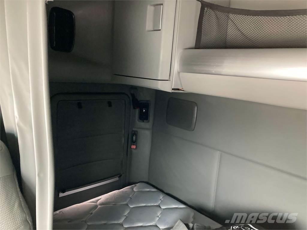 Kenworth T680 Τράκτορες