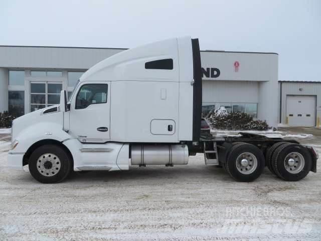 Kenworth T680 Τράκτορες