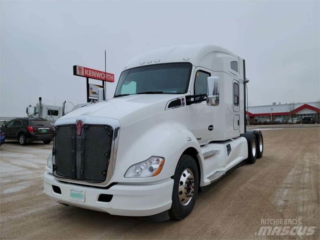 Kenworth T680 Τράκτορες