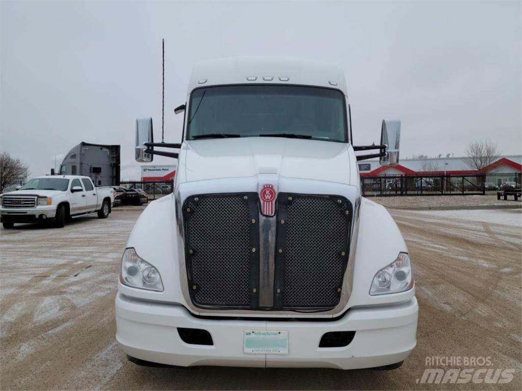 Kenworth T680 Τράκτορες