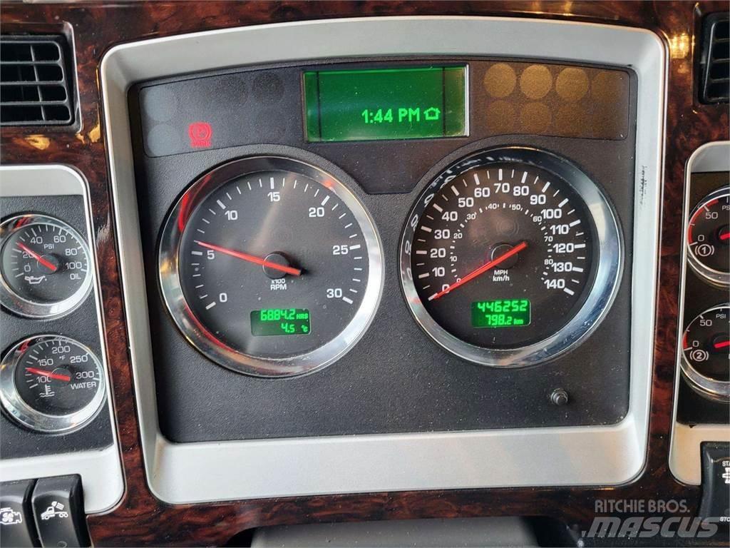 Kenworth W900 Τράκτορες