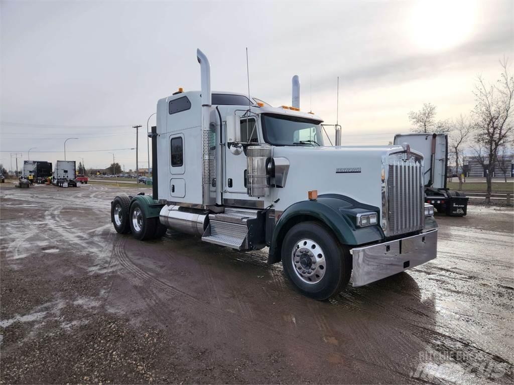 Kenworth W900L Τράκτορες