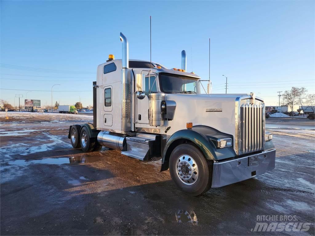 Kenworth W900L Τράκτορες