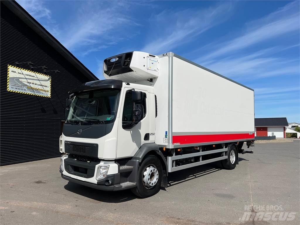 Volvo FL250 Φορτηγά Ψυγεία