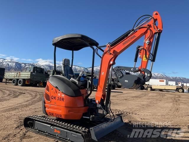 AGT QK30R Εκσκαφείς με ερπύστριες