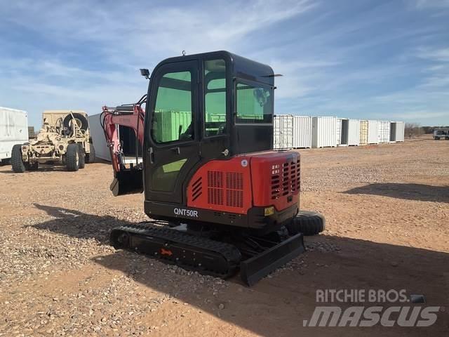 AGT QNT50R Εκσκαφείς με ερπύστριες