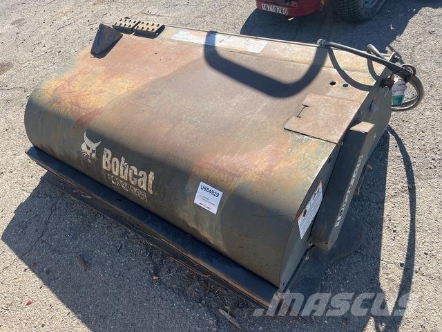 Bobcat 72 Σκούπες