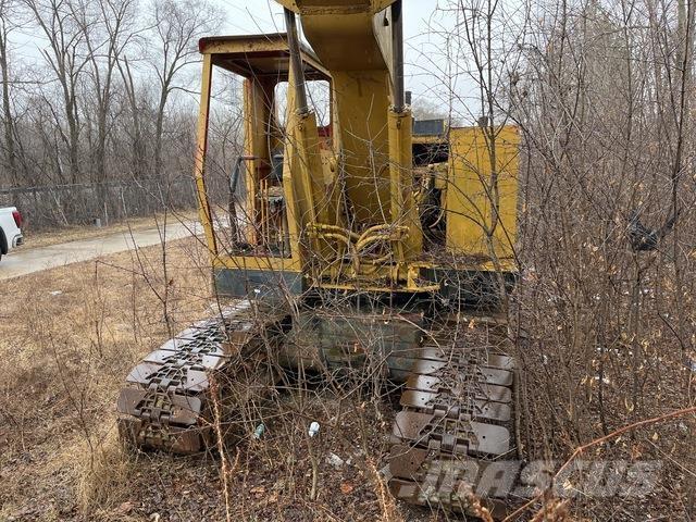 CASE  Εκσκαφείς με ερπύστριες