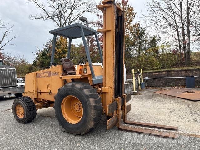 CASE 586E Φορτηγά ανώμαλου εδάφους