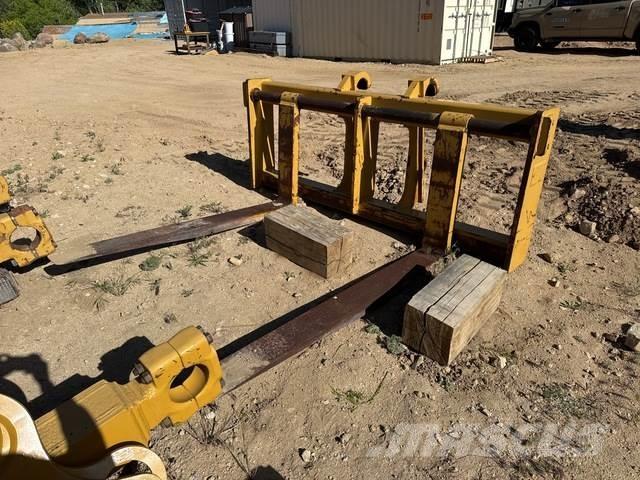 CAT  Δικράνες