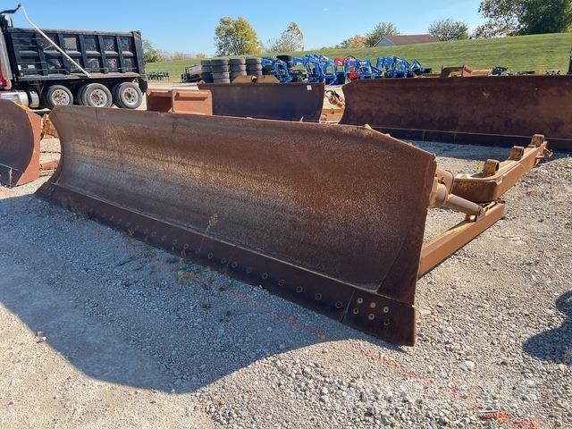 CAT  Πτερύγια