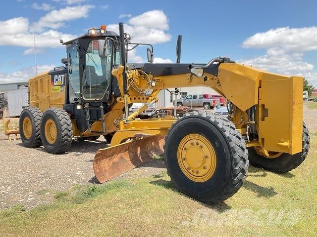 CAT 12M3 AWD Γκρέιντερς
